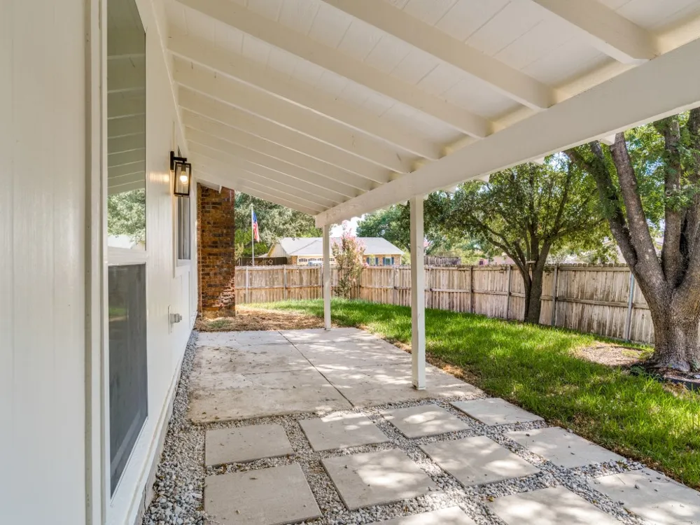 5256 Ragan Drive The Colony, TX 75056