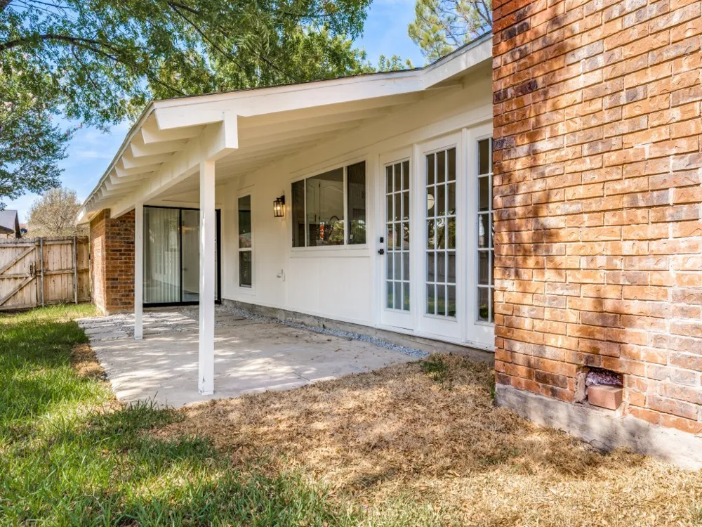5256 Ragan Drive The Colony, TX 75056