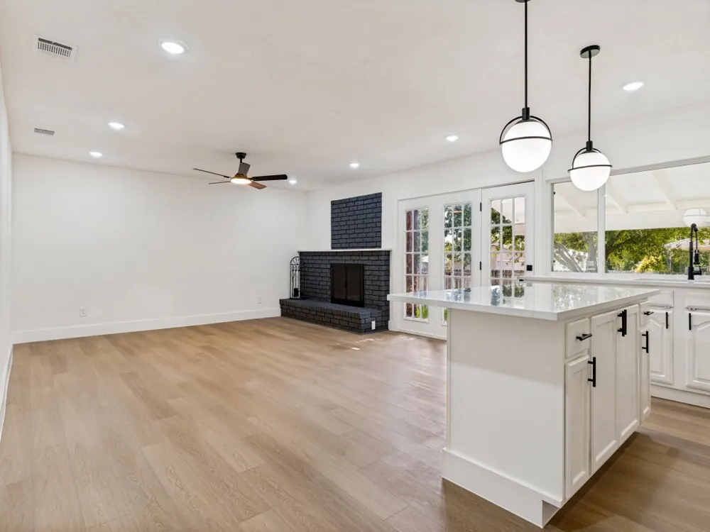 5256 Ragan Drive The Colony, TX 75056