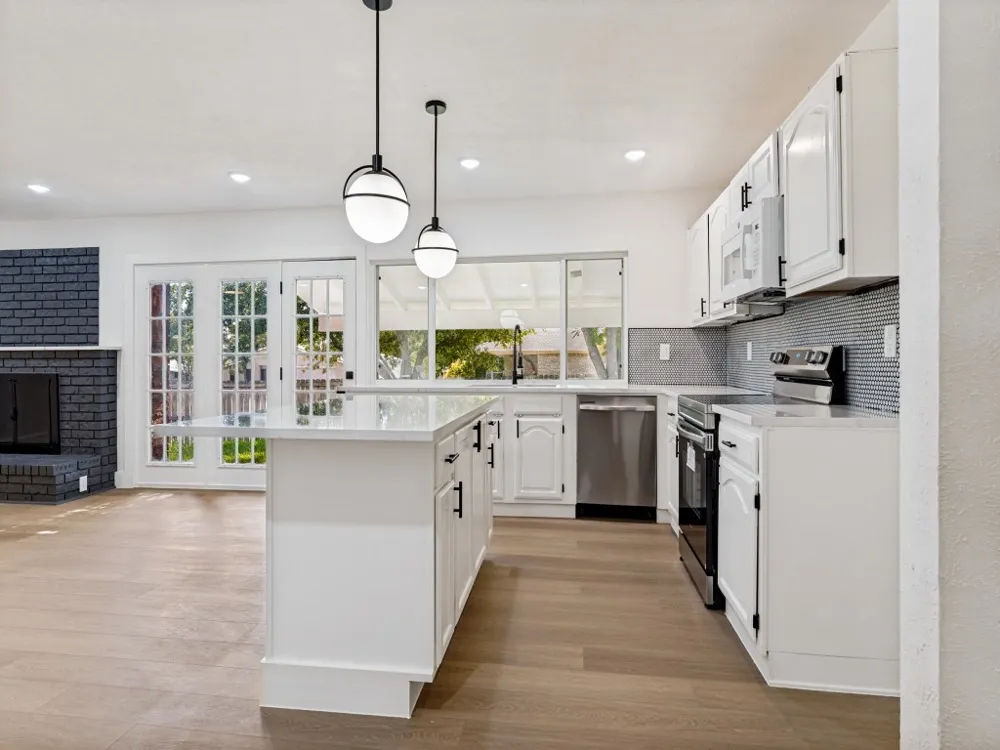 5256 Ragan Drive The Colony, TX 75056