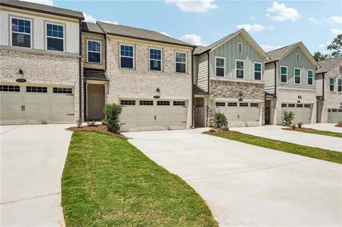 227 Kinship Drive SW