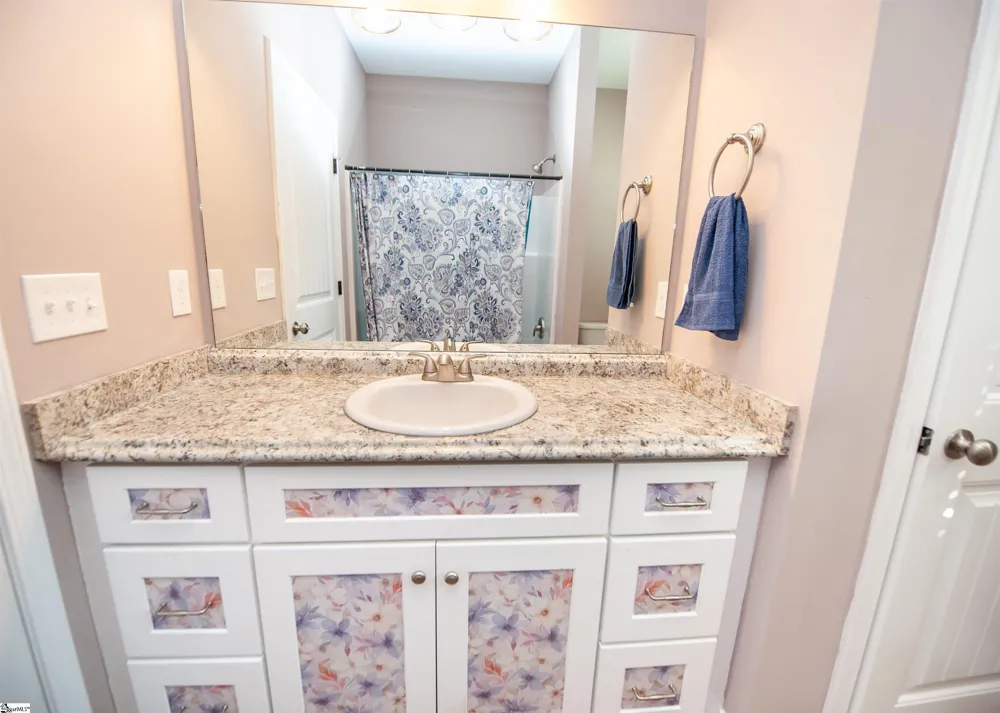 303 Saluda Street Belton, SC 29627