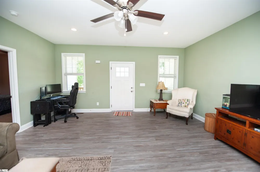 303 Saluda Street Belton, SC 29627