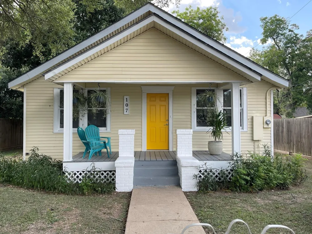 107 Sinclair Street Boling, TX 77420