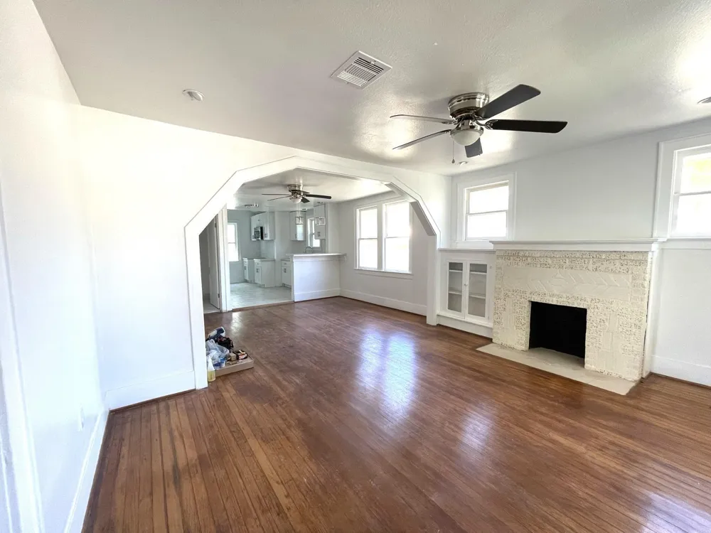 107 Sinclair Street Boling, TX 77420