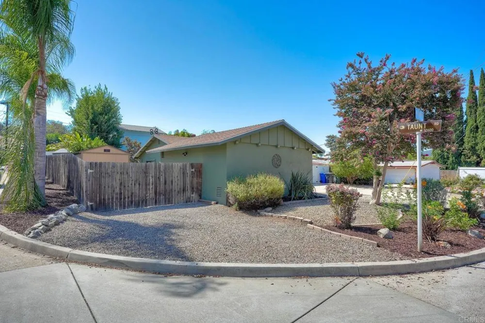 12541 Glenoak Road Poway, CA 92064