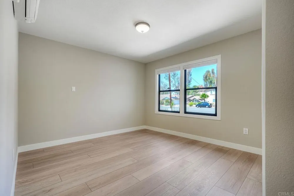 12541 Glenoak Road Poway, CA 92064