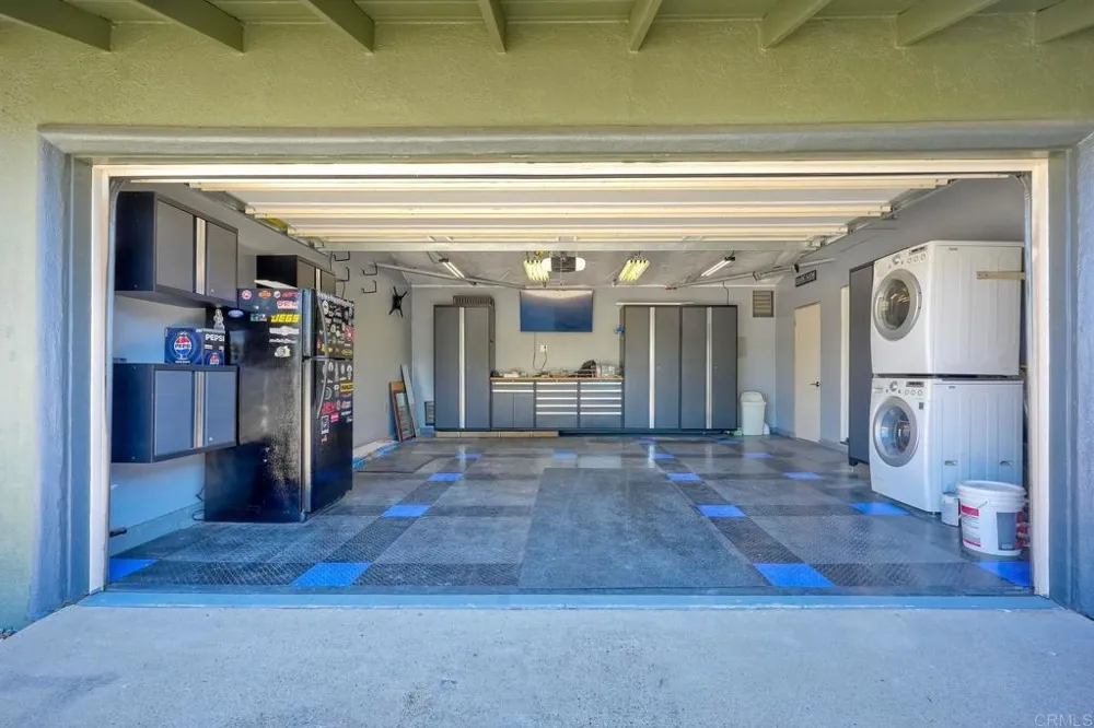 12541 Glenoak Road Poway, CA 92064