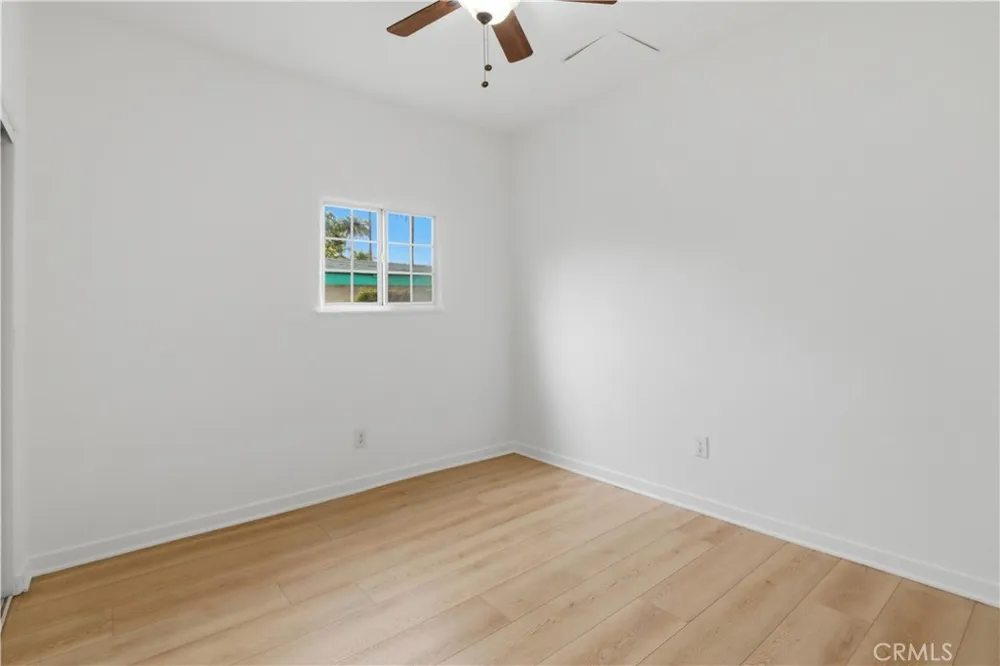 2911 S Palm Grove Avenue Los Angeles, CA 90016