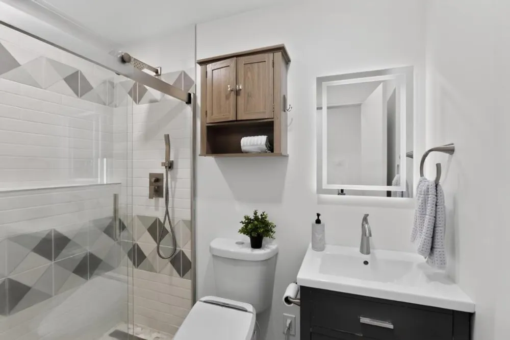1145 Henderson Avenue Menlo Park, CA 94025