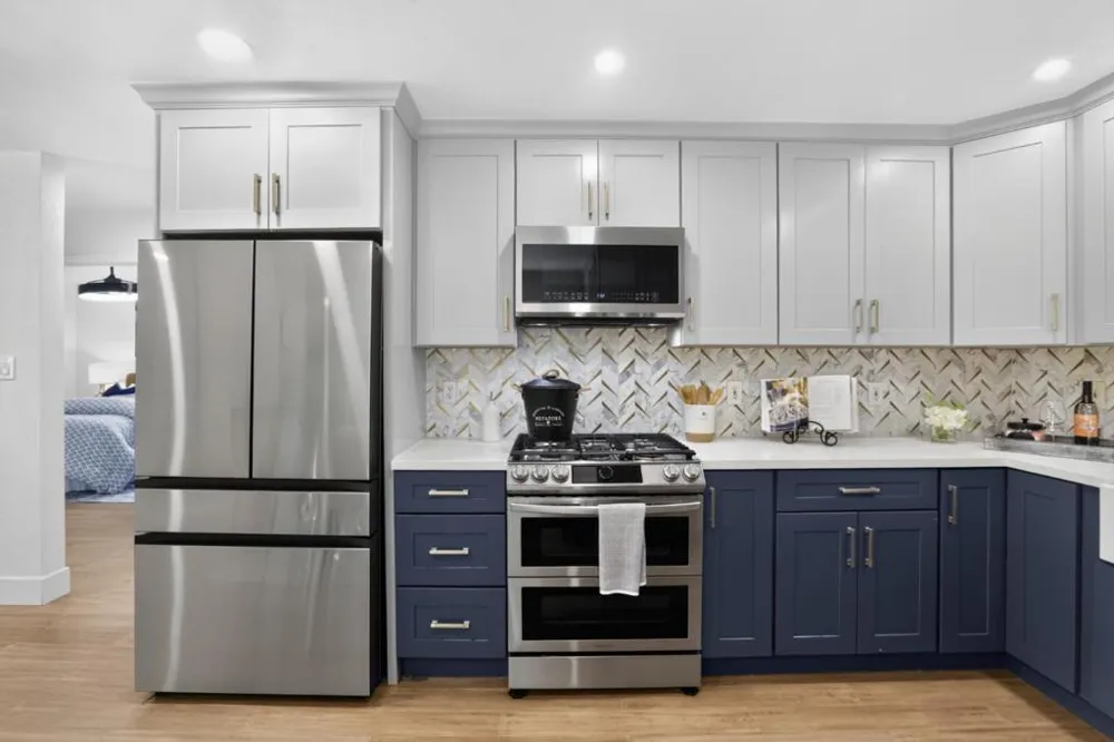 1145 Henderson Avenue Menlo Park, CA 94025