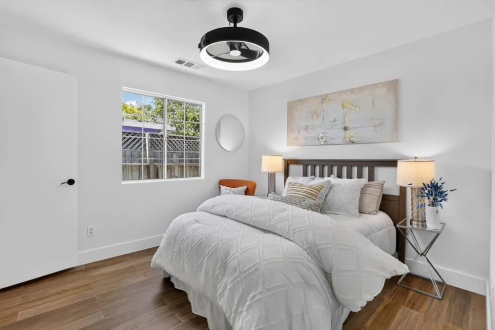 1145 Henderson Avenue Menlo Park, CA 94025
