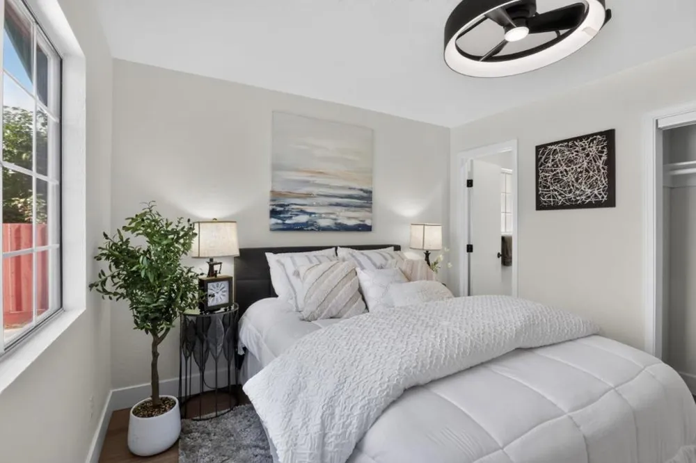 1145 Henderson Avenue Menlo Park, CA 94025