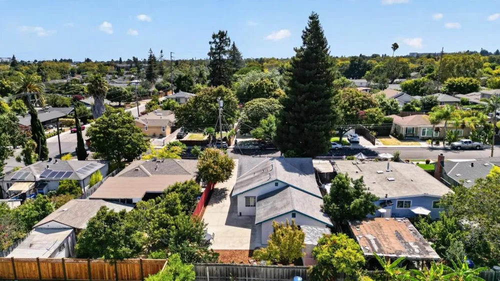 1145 Henderson Avenue Menlo Park, CA 94025