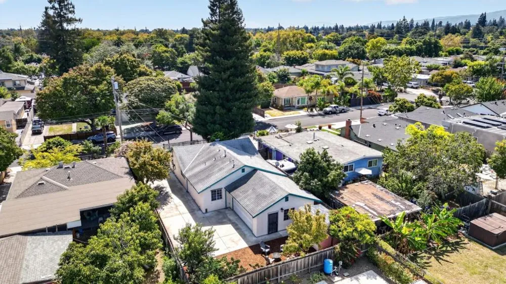 1145 Henderson Avenue Menlo Park, CA 94025