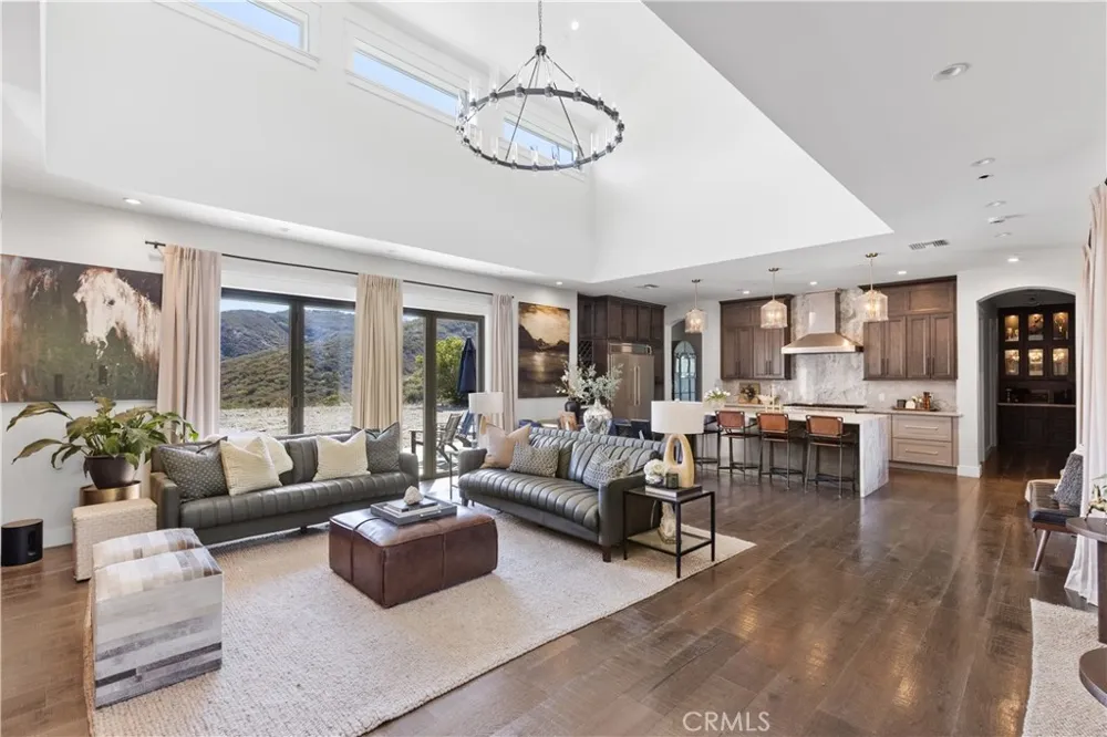 43843 Mountain Run Circle Temecula, CA 92590