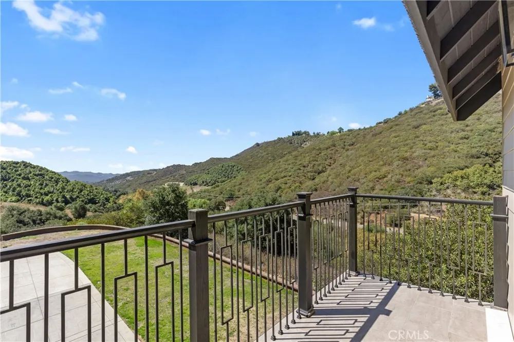 43843 Mountain Run Circle Temecula, CA 92590