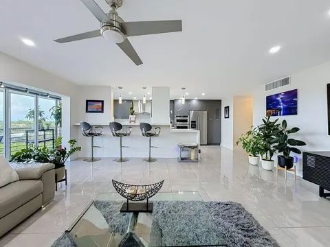 3050 NE 47TH COURT #507