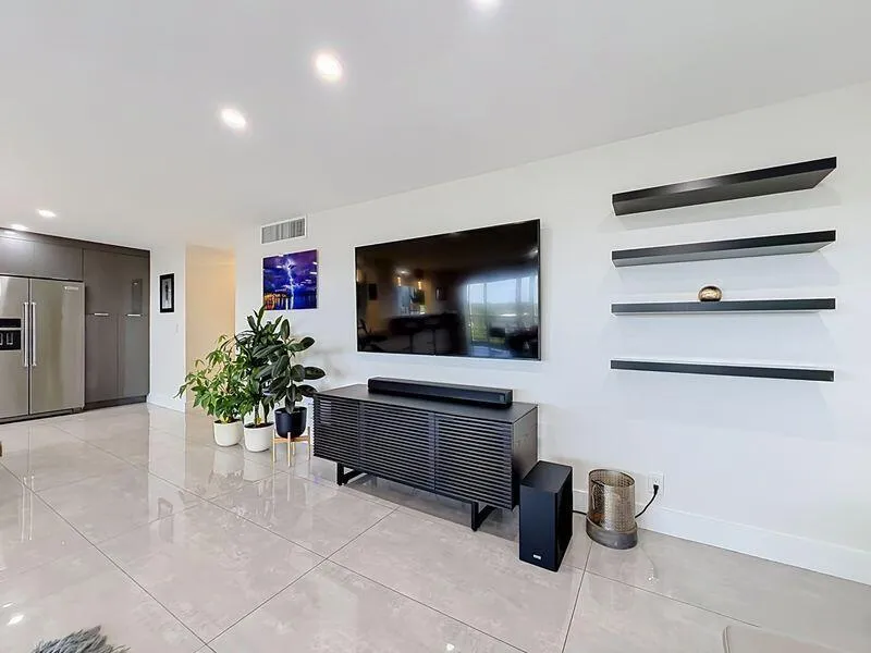 3050 NE 47TH COURT #507 Fort Lauderdale, FL 33308