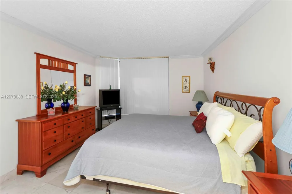 3400 NE 192nd St #1911 Aventura, FL 33180