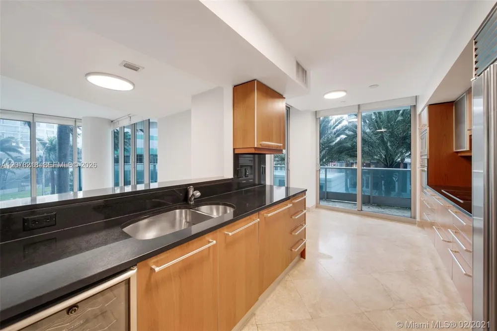 1331 Brickell Bay Dr #208 Miami, FL 33131