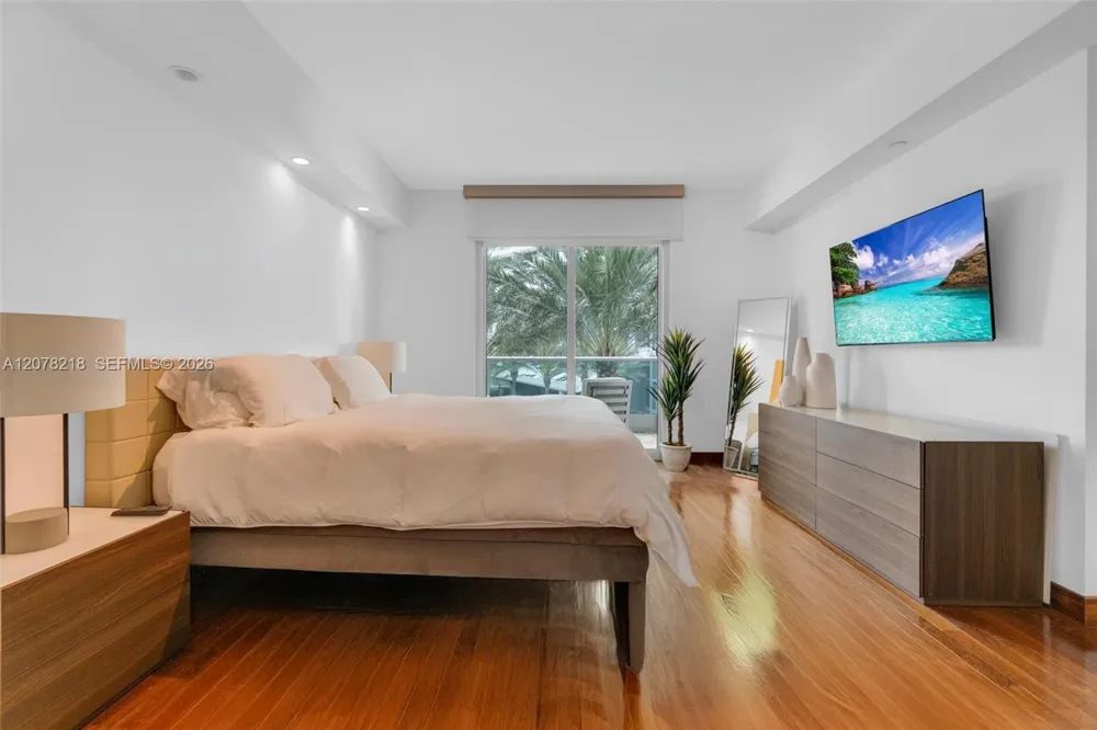 1331 Brickell Bay Dr #208 Miami, FL 33131