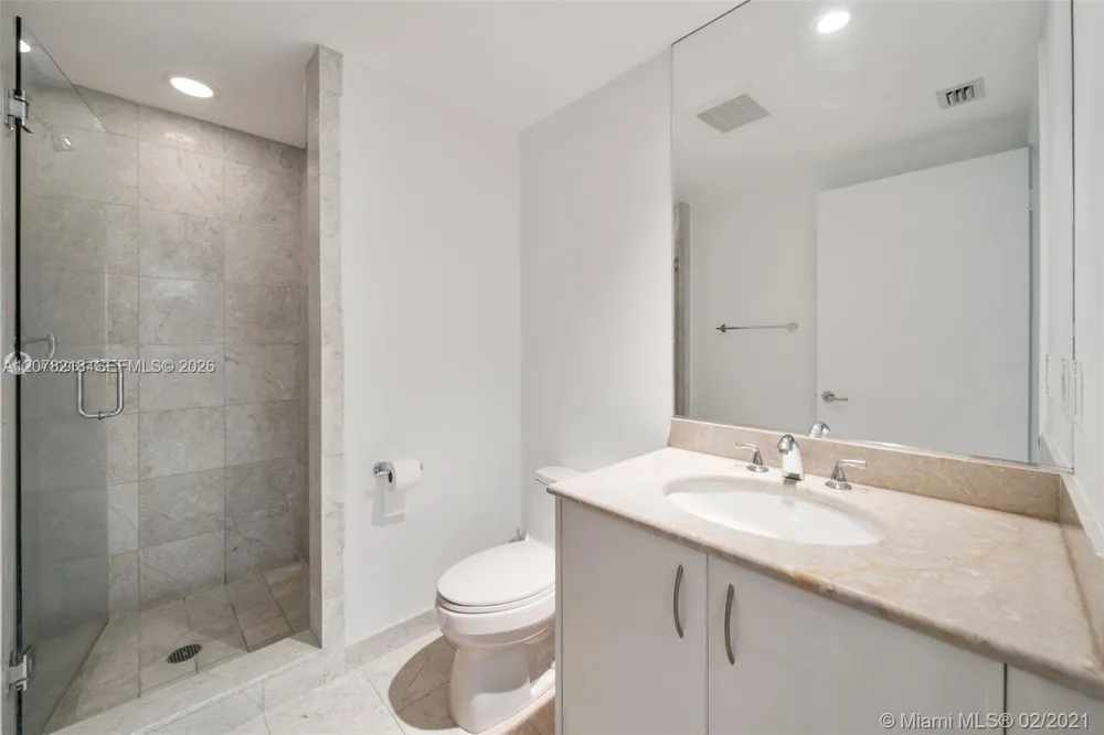 1331 Brickell Bay Dr #208 Miami, FL 33131