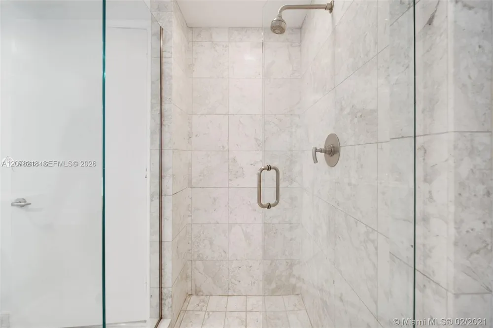 1331 Brickell Bay Dr #208 Miami, FL 33131