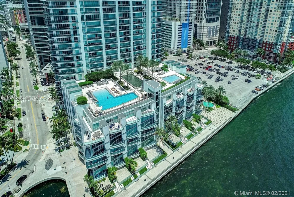 1331 Brickell Bay Dr #208 Miami, FL 33131