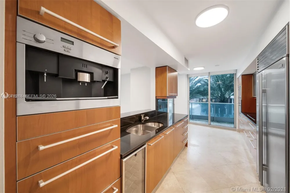 1331 Brickell Bay Dr #208 Miami, FL 33131