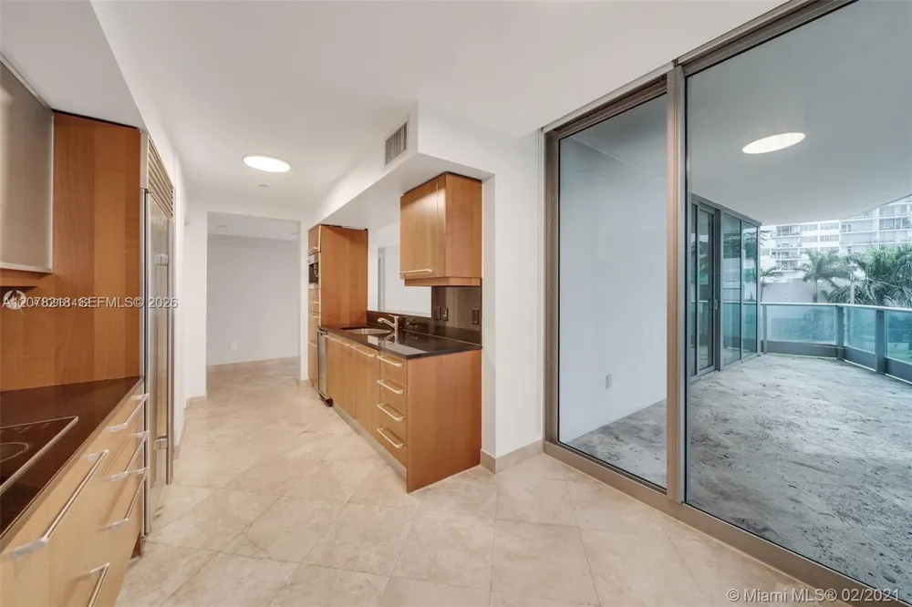 1331 Brickell Bay Dr #208 Miami, FL 33131