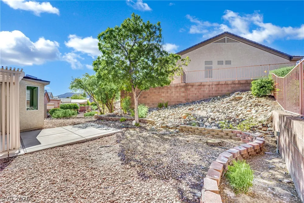 2039 Poppywood Avenue Henderson, NV 89012
