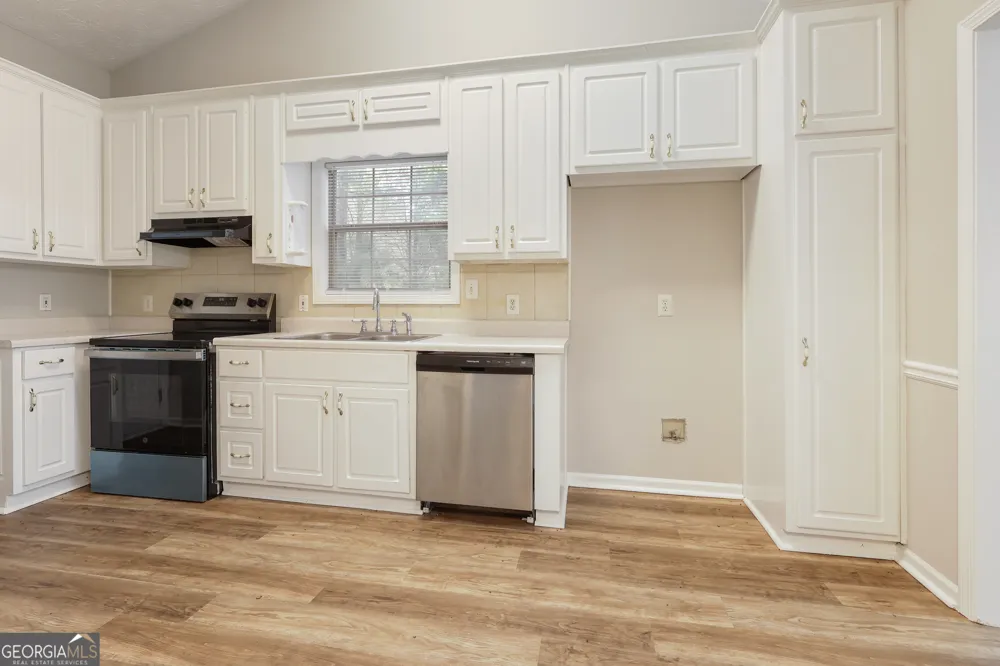 215 Cambridge WAY Covington, GA 30016