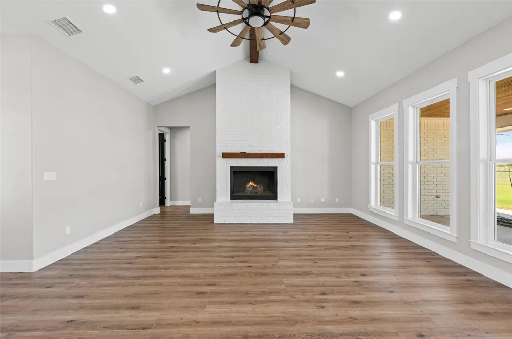 1060 Hackberry Road Salado, TX 76571