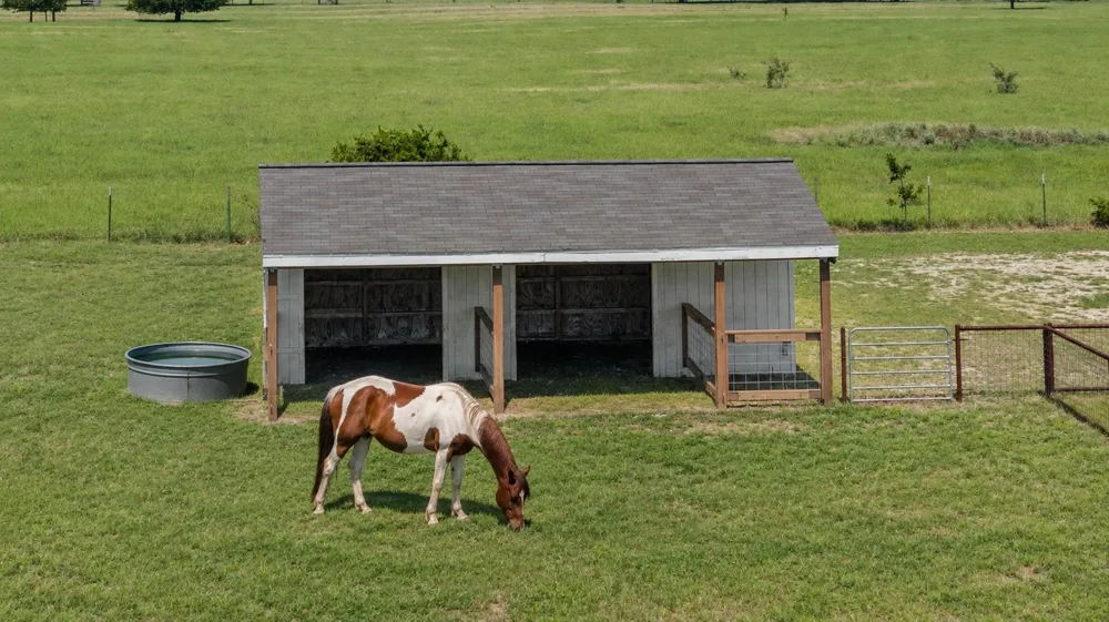 1060 Hackberry Road Salado, TX 76571