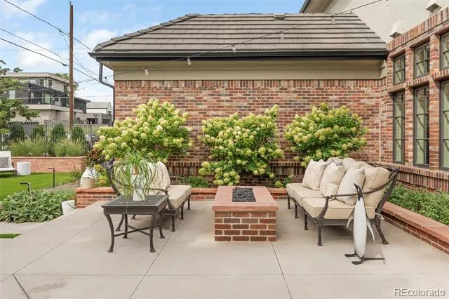 101 S Grape Street Denver, CO 80246