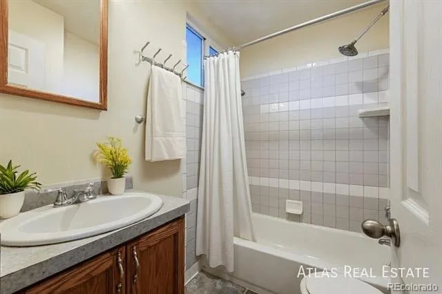 1914 E Monument Street Colorado Springs, CO 80909