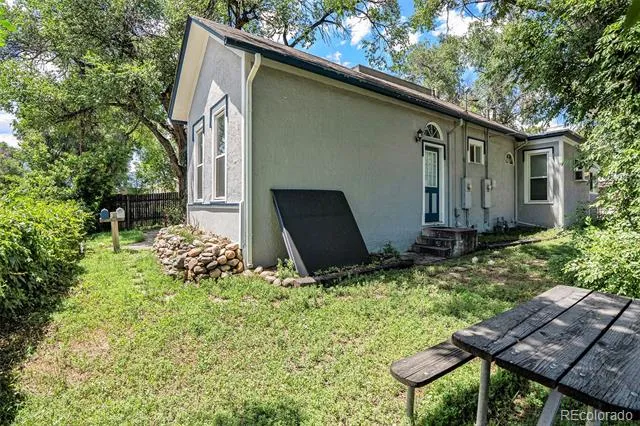 1914 E Monument Street Colorado Springs, CO 80909