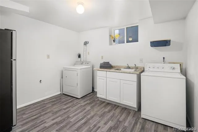 3300 Bellaire Street Denver, CO 80207