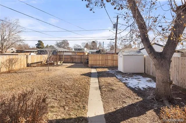 3300 Bellaire Street Denver, CO 80207
