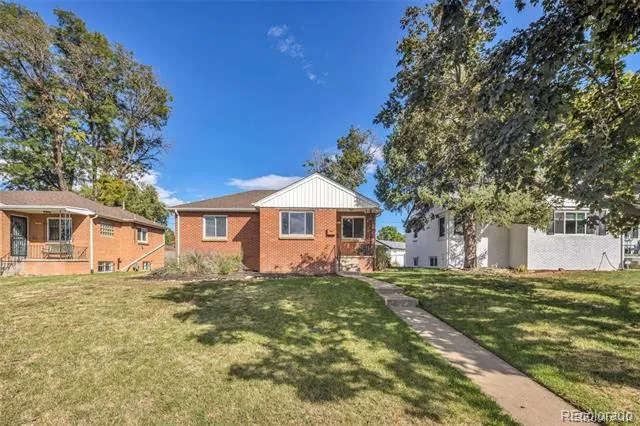 3300 Bellaire Street Denver, CO 80207
