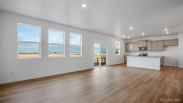 43033 Castle Stuart Street Elizabeth, CO 80107