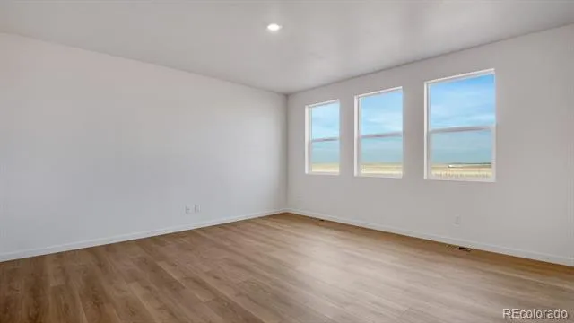 43033 Castle Stuart Street Elizabeth, CO 80107