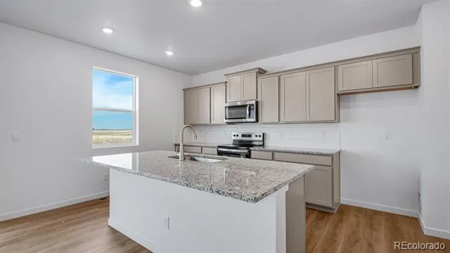 43033 Castle Stuart Street Elizabeth, CO 80107