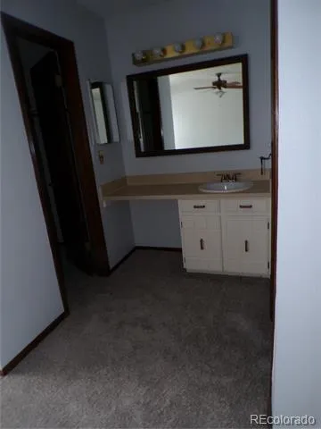 2714 S Xanadu Way Aurora, CO 80014