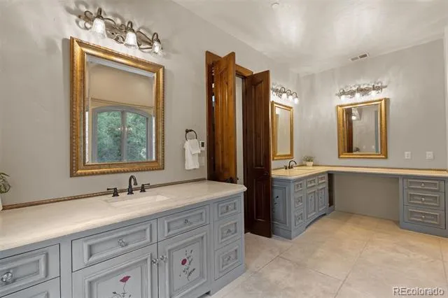 1043 Meteor Place Castle Rock, CO 80108