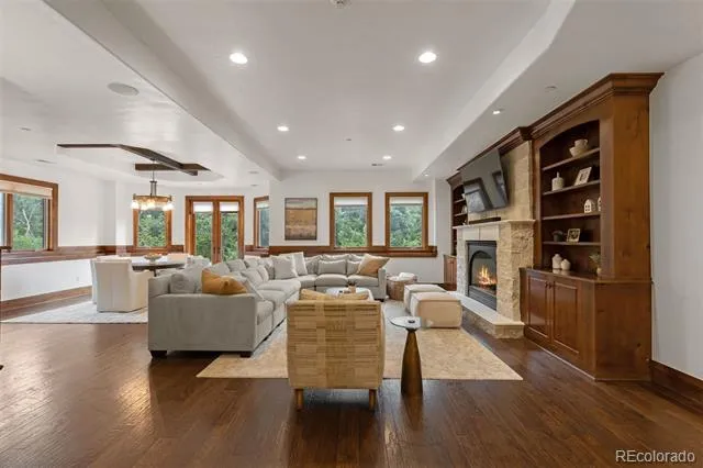 1043 Meteor Place Castle Rock, CO 80108