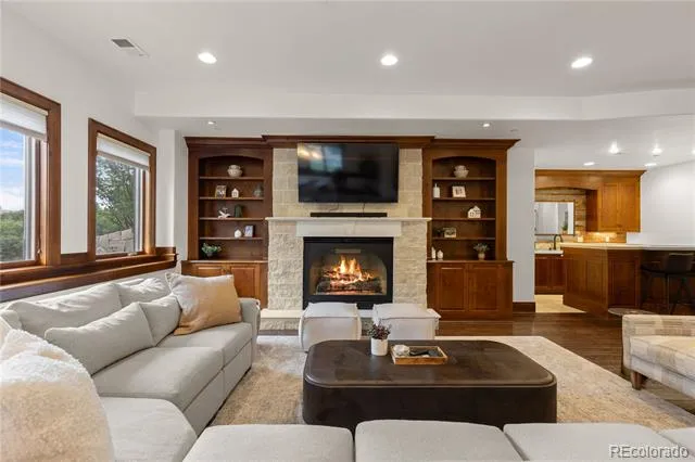 1043 Meteor Place Castle Rock, CO 80108