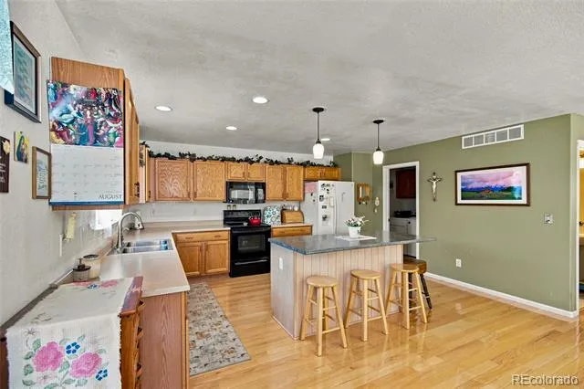 5410 S Shawnee Way Aurora, CO 80015