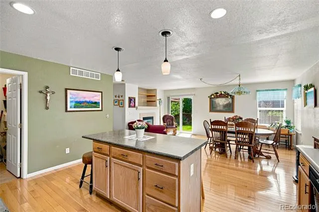 5410 S Shawnee Way Aurora, CO 80015